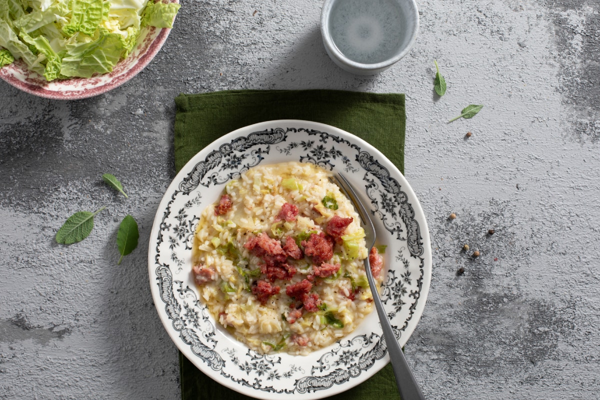 Wirsing-Risotto mit Wurst