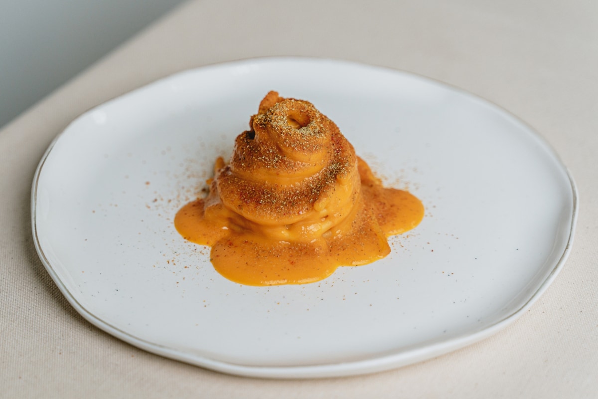 Spaghettone mit gelben Datteltomaten