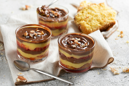 Englischer Pudding mit Ostertaube
