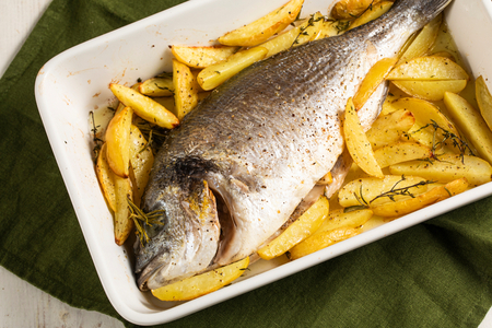 Goldbrasse in der Mikrowelle