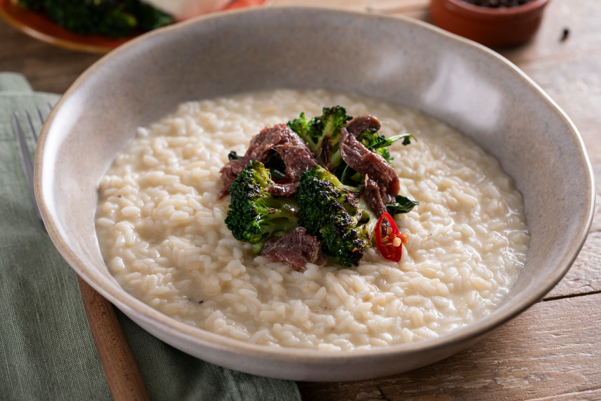 Risotto mit Stracchino, Brokkoli und Sardellen