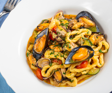 Lorighittas mit Meeresfrüchtesauce