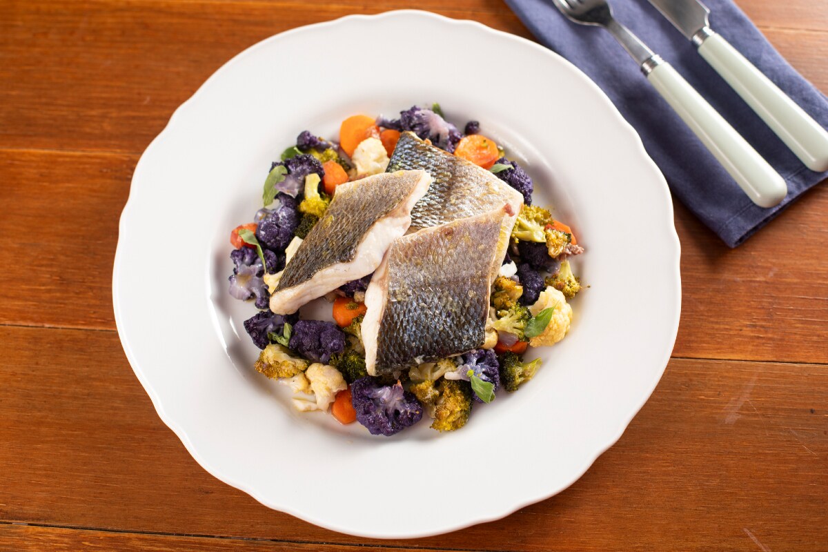 Im Ofen gebackene Wolfsbarschfilets