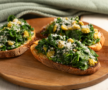 Bruschetta mit dicken Bohnen und Kräutern