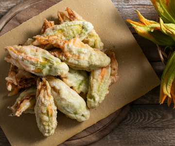 Gefüllte Kürbisblüten