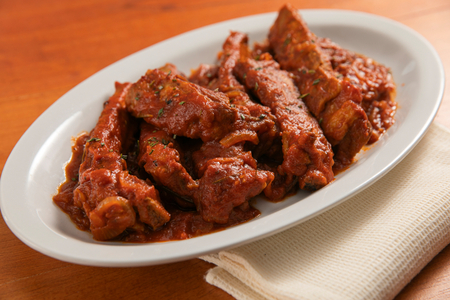 Soße mit Schweinerippchen