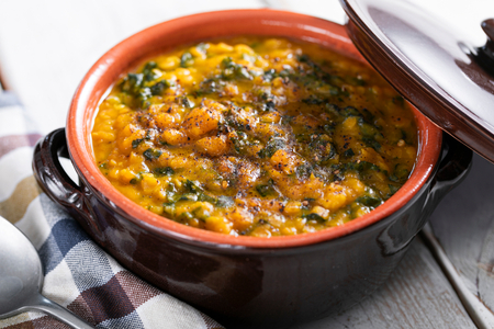 Kürbis- und Linsensuppe