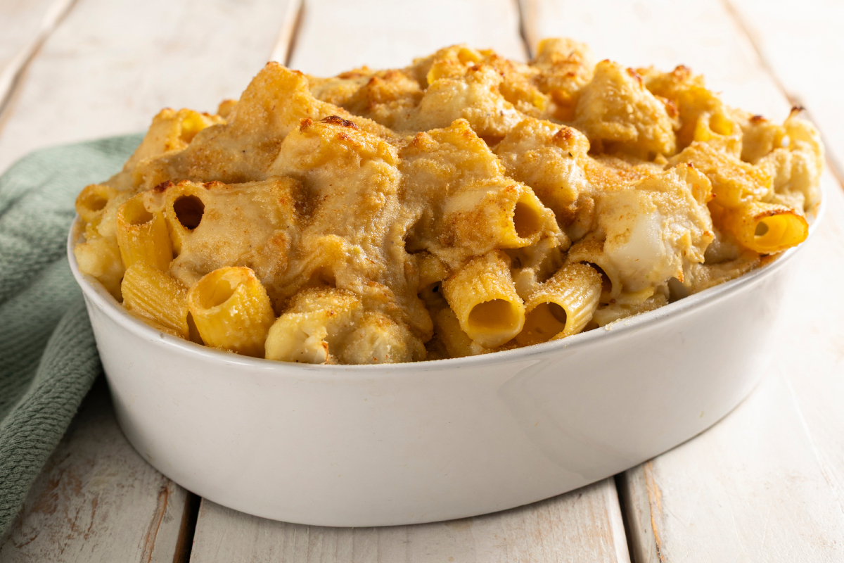 Vegane Ofennudeln mit Blumenkohl