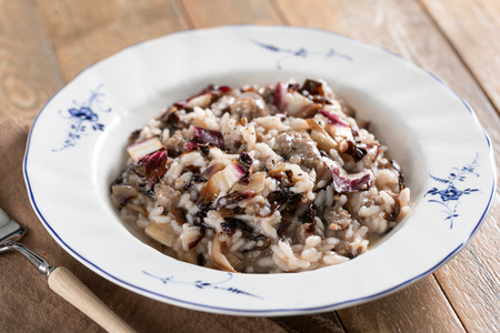 Risotto mit Radicchio und Wurst