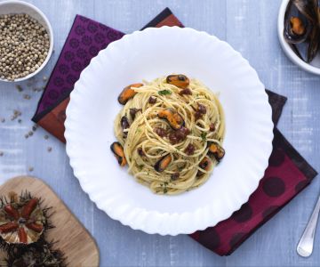 Spaghetti mit Miesmuscheln und Seeigeln