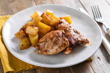 Mariniertes Hähnchen