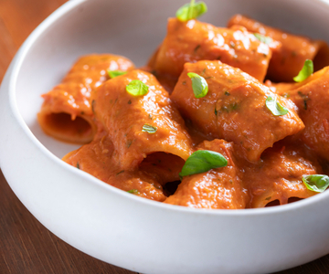 Cremige Tomatennudeln