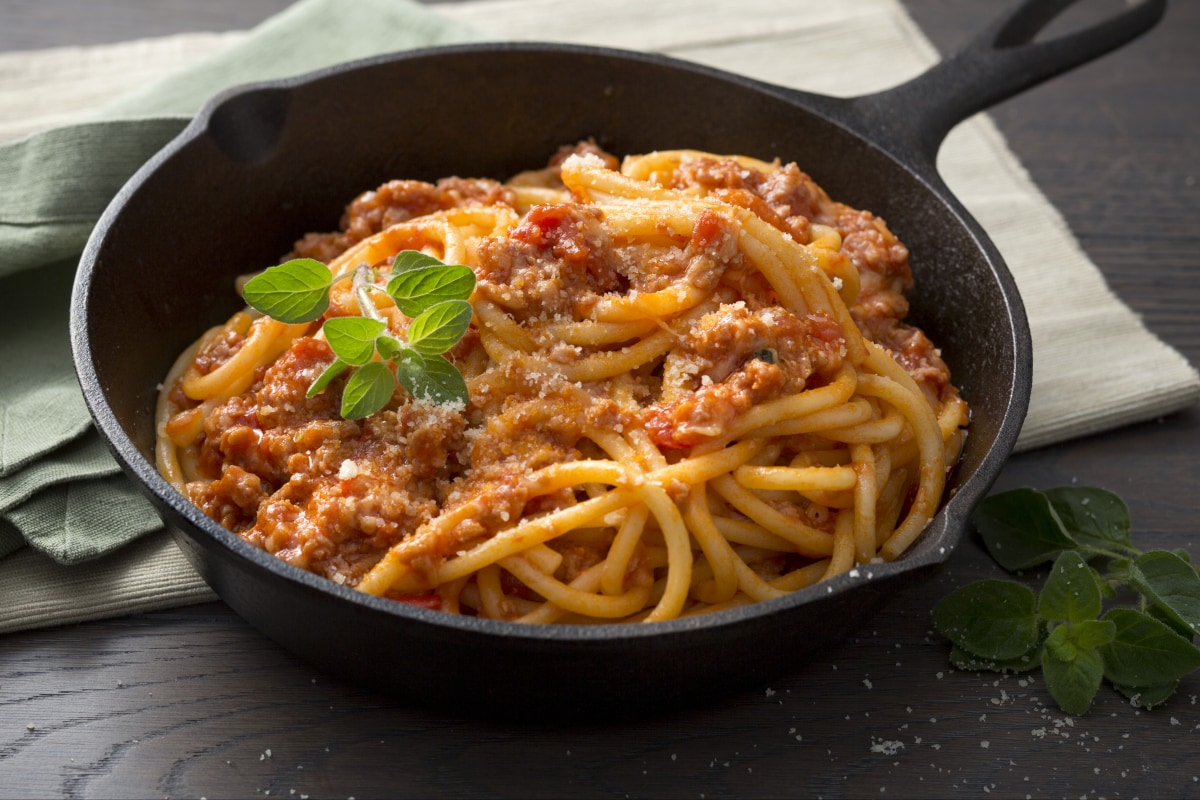 Bucatini mit Wurstragout