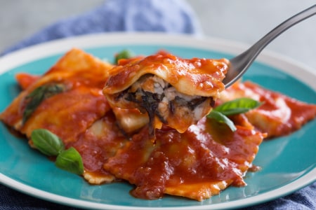 Ravioli gefüllt mit Radicchio
