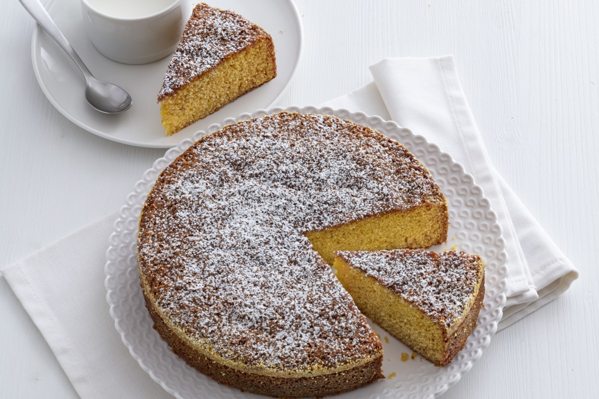 Weicher Polentakuchen