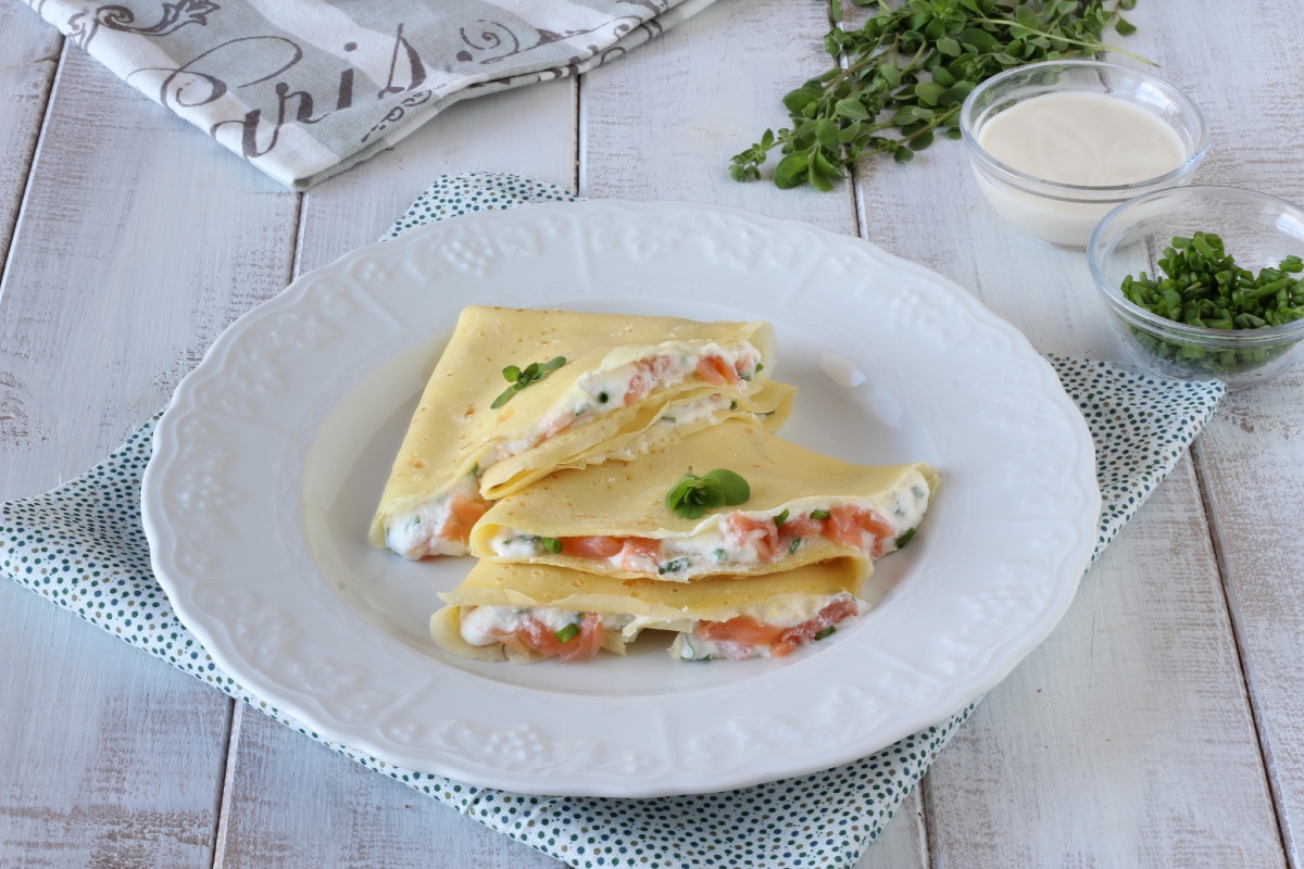 Pfannkuchen mit Lachs