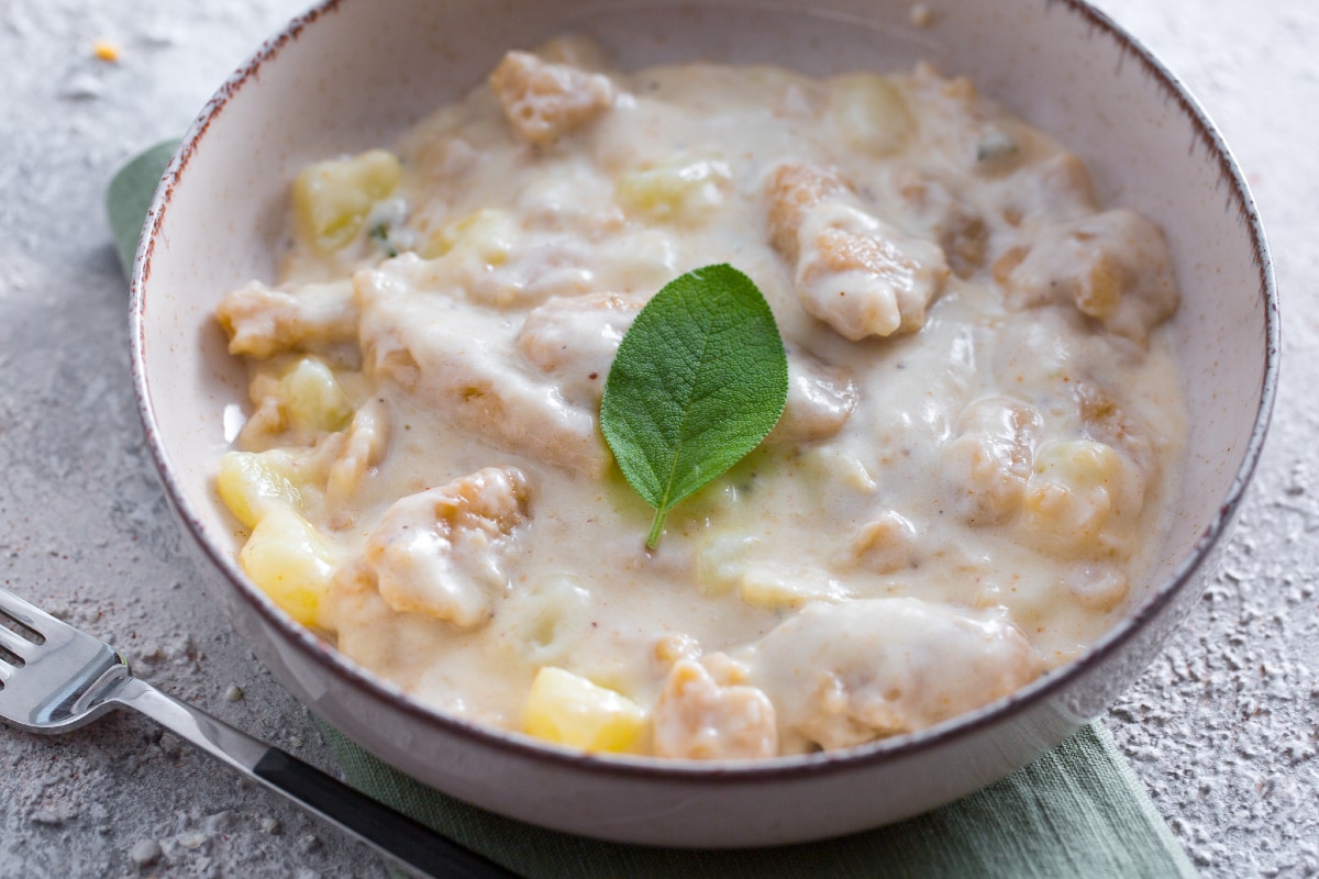 Weiße Pizzoccheri aus dem Valtellina