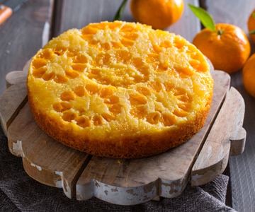 Umgedrehter Mandarinenkuchen
