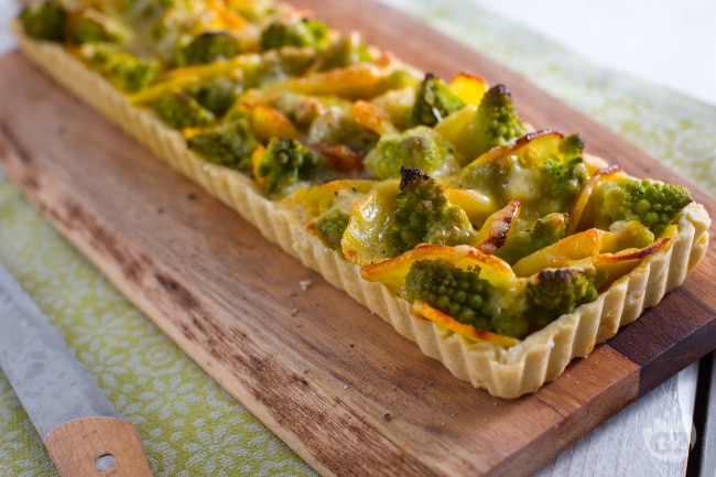 Herzhafter Kuchen mit Romanesco-Blumenkohl und Kartoffeln ...