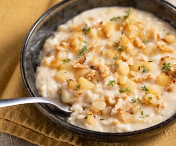 Risotto mit Taleggio, Birnen und Walnüssen