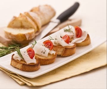 Bruschetta mit Speck und Rosmarin