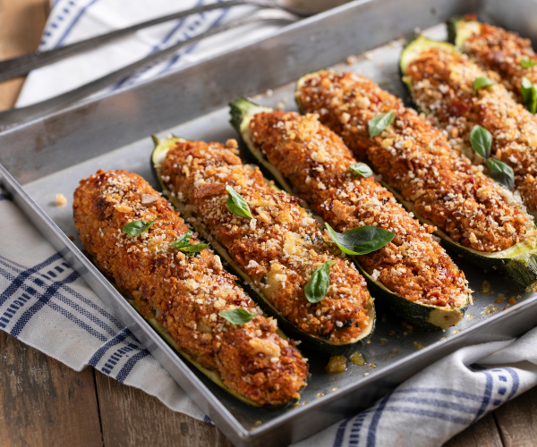 Vegetarisch gefüllte Zucchini