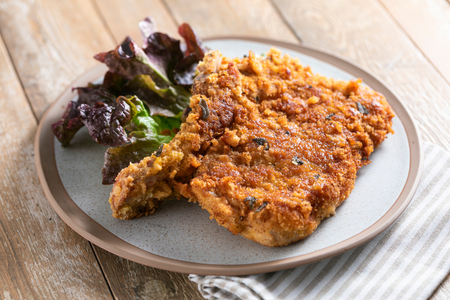 Aromatisches Mailänder Kalbskotelett