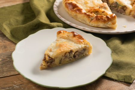 Herzhafte Kartoffel-Salsiccia-Tarte