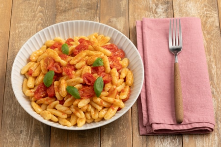 Cavatelli mit Bottarga und Kirschtomaten