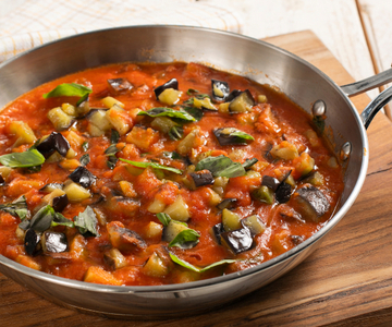 Tomatensauce mit Auberginen