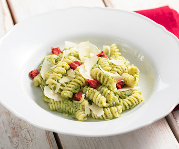Pasta mit cremiger Endiviencreme und 'nduja