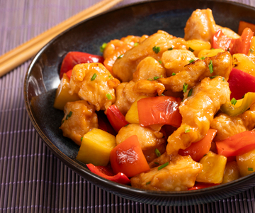 Süß-saures Hähnchen mit Paprika und Ananas