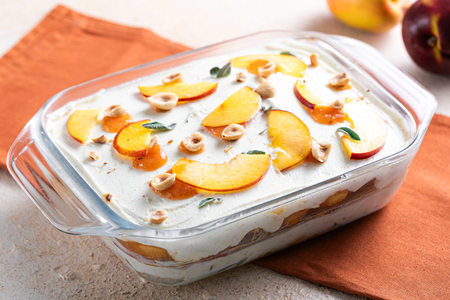 Pfirsich-Tiramisu ohne Eier