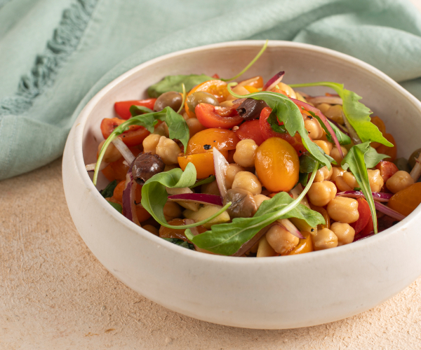 Mediterraner Kichererbsensalat