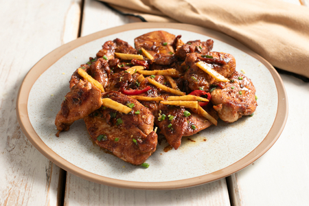 Hähnchen mit Ingwer