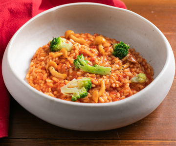Tomatenrisotto mit Brokkoli und Pilzen