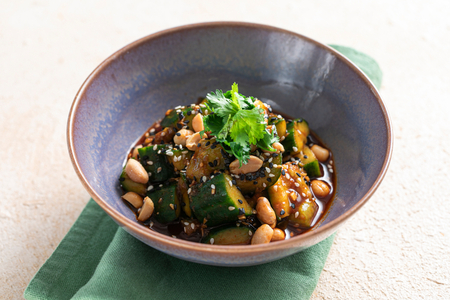 Orientalischer Gurkensalat