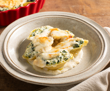 Überbackene Conchiglioni mit Ricotta, Mangold und Béchamel