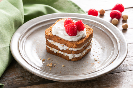 Joghurt‑Dessert mit Zwieback