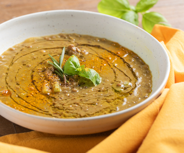Linsensuppe mit Kurkuma und Ingwer
