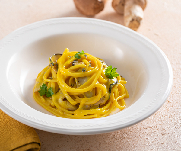 Pasta mit Steinpilzen und Safran