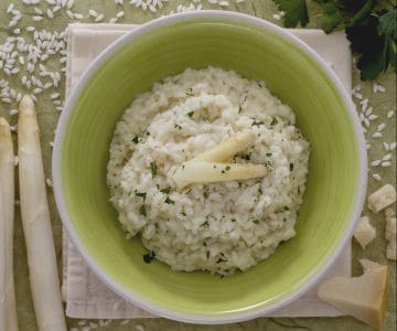 Risotto mit weißem Spargelcreme