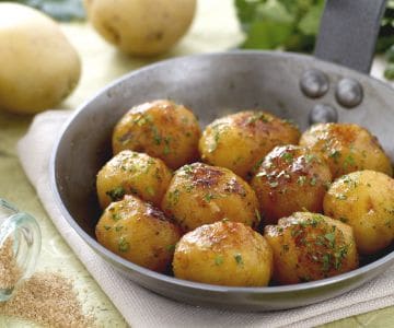 Karamellisierte junge Kartoffeln