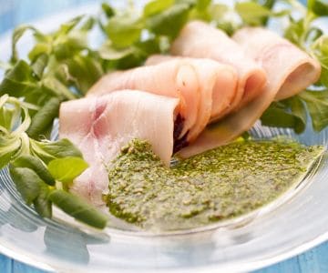 Schwertfisch-Carpaccio mit grüner Senfsauce