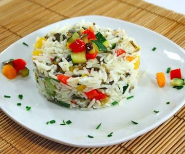Basmati- und Wildreis-Salat mit Gemüse