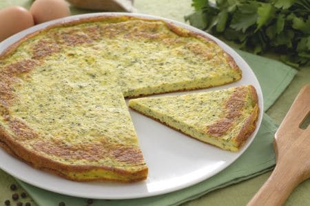 Leichtes Omelett mit Petersilie