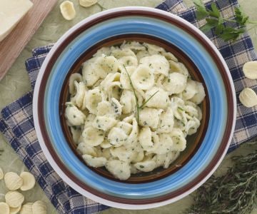 Orecchiette mit aromatischen Kräutern
