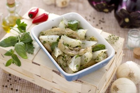 Auberginen und Zwiebeln aus dem Ofen