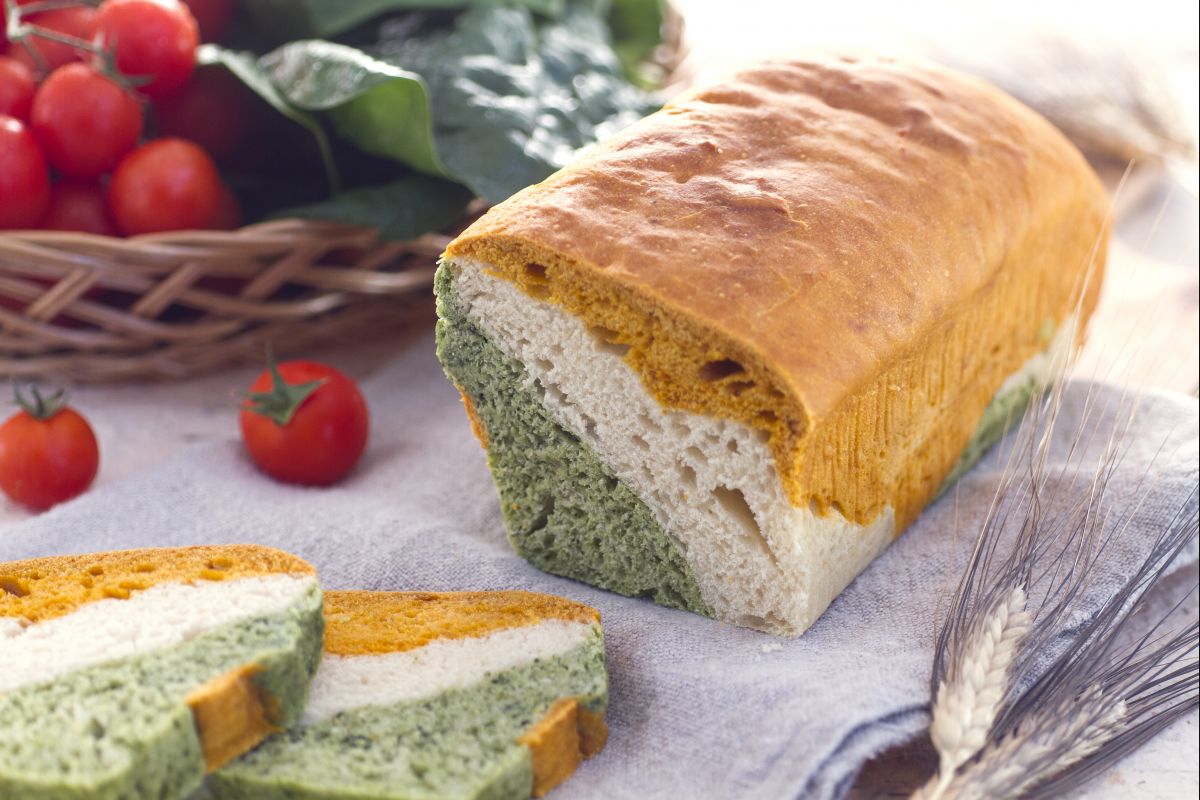 Tricolore Brot
