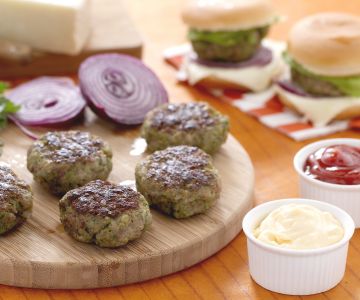 Aromatische Miniburger mit Käse